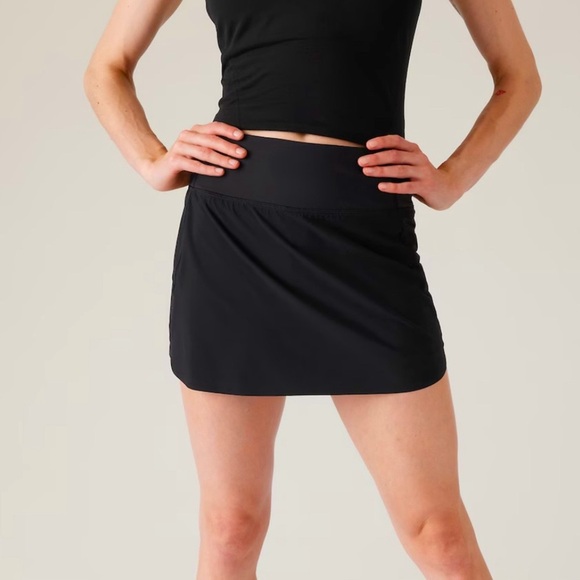RUN WITH IT HIGH RISE SKORT - Picture 1 of 11